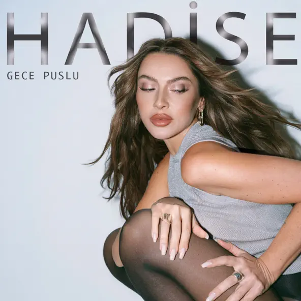 hadise gece puslu